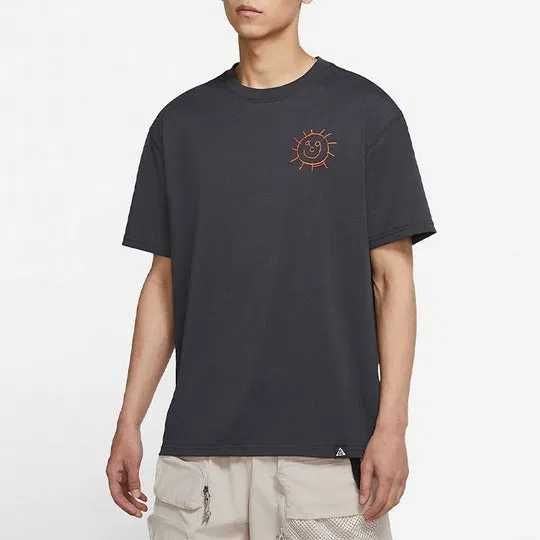 Футболка Nike ACG Smiling Face Logo Round Neck