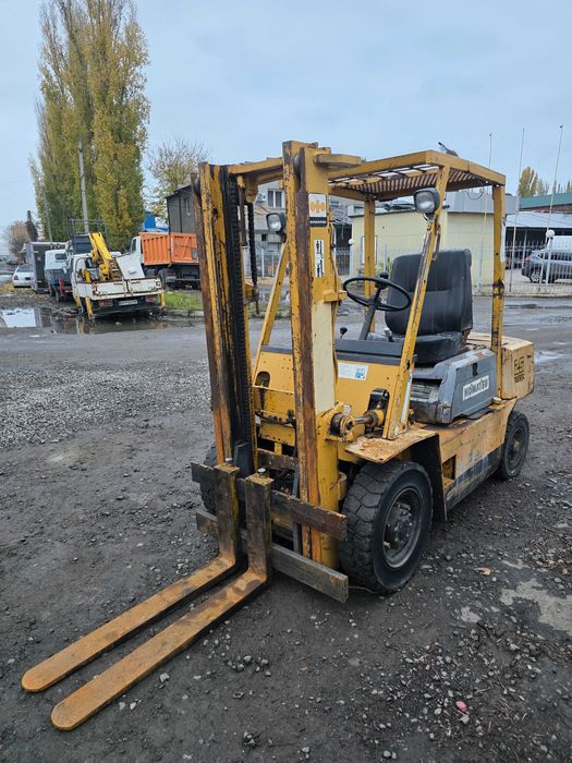 Навантажувач вилковий KOMATSU FD25-8, дизель