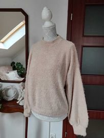 Sweter sweterek Bershka 36 S włochaty beżowy basic