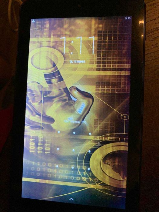 Планшет GoClever Quantum 700+ клавиатура с чехлом