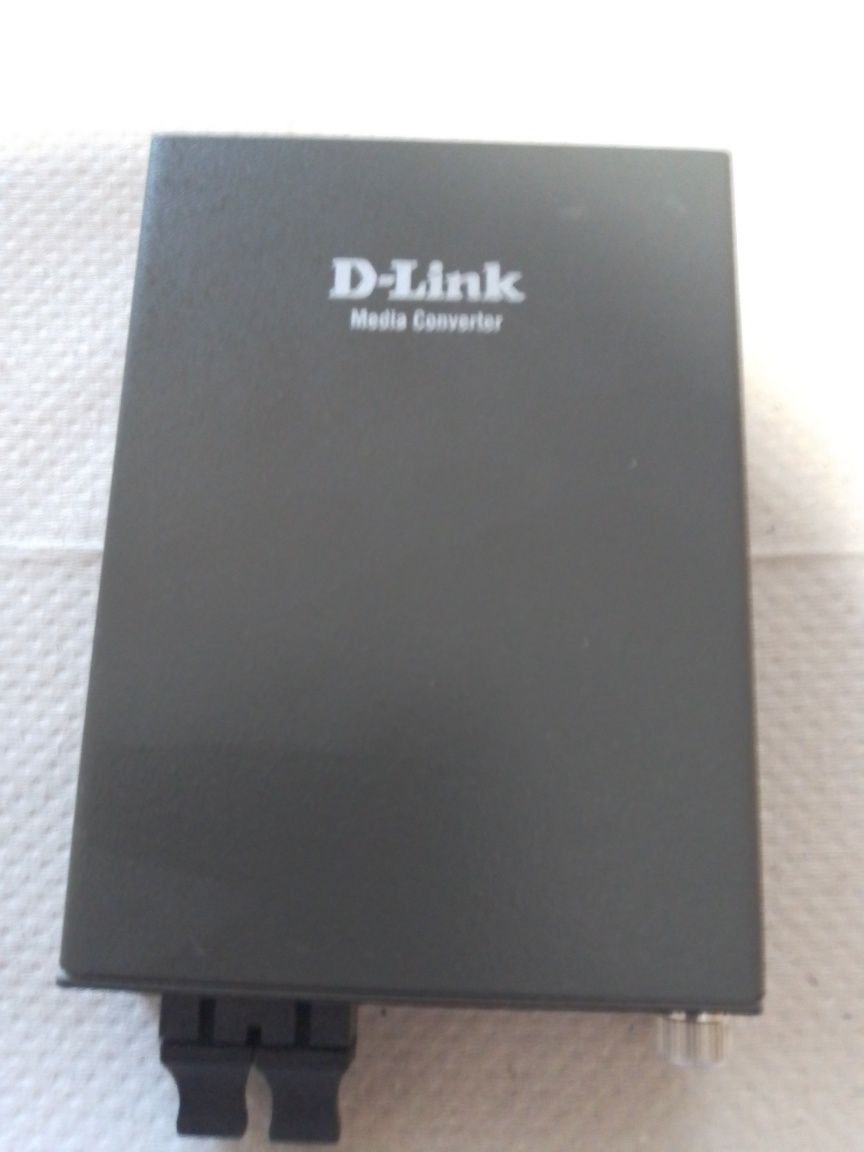Медиаконвертер D-Link