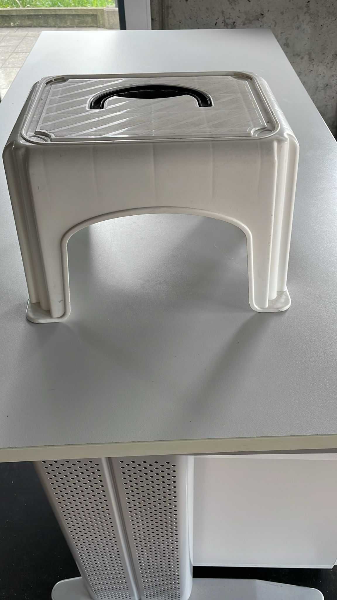 Taboret POMOCNIK - do 150 kg - krzesełko - stan BDB!
