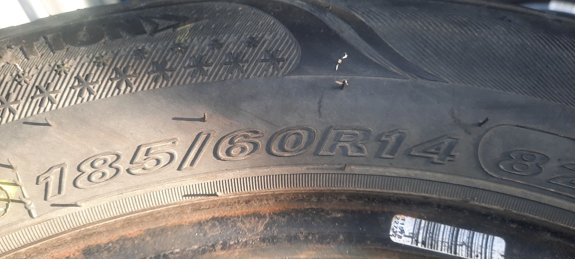 2x opony 185/60R14 ROADSTONE z 2022r