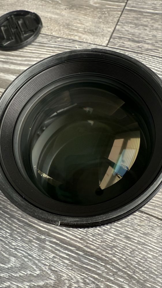 Obiektyw Sony 135mm GM 1.8 stan idealny pełny komplet