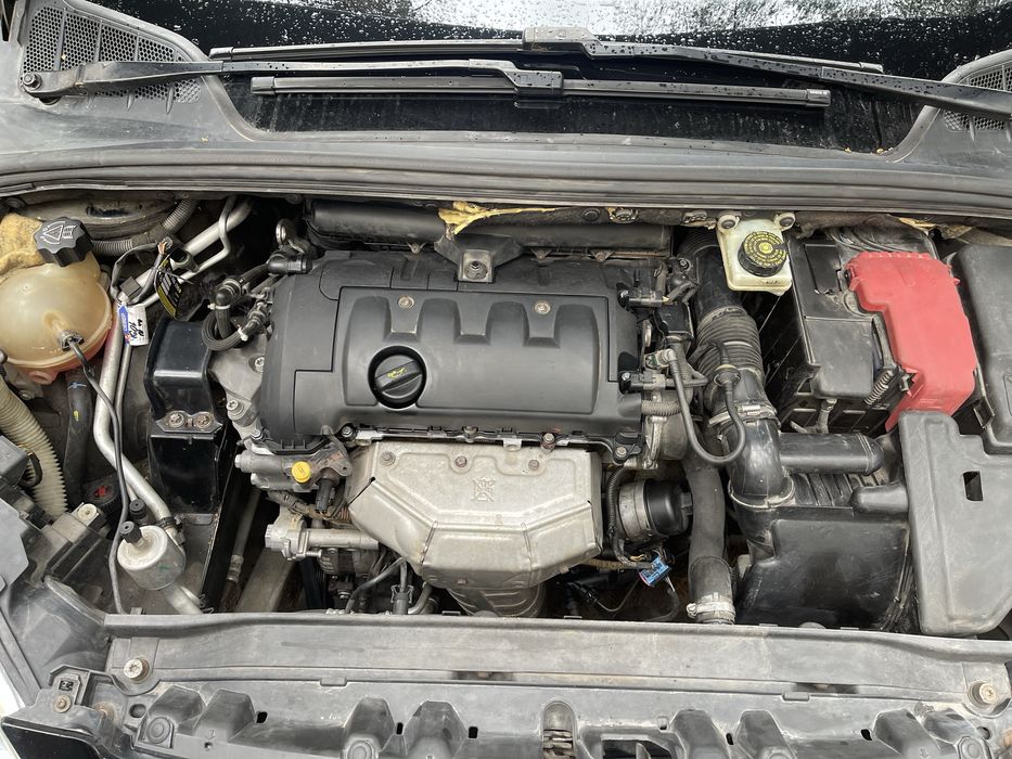 PEUGEOT 308SW  с панорамной крышей 4700$ торг