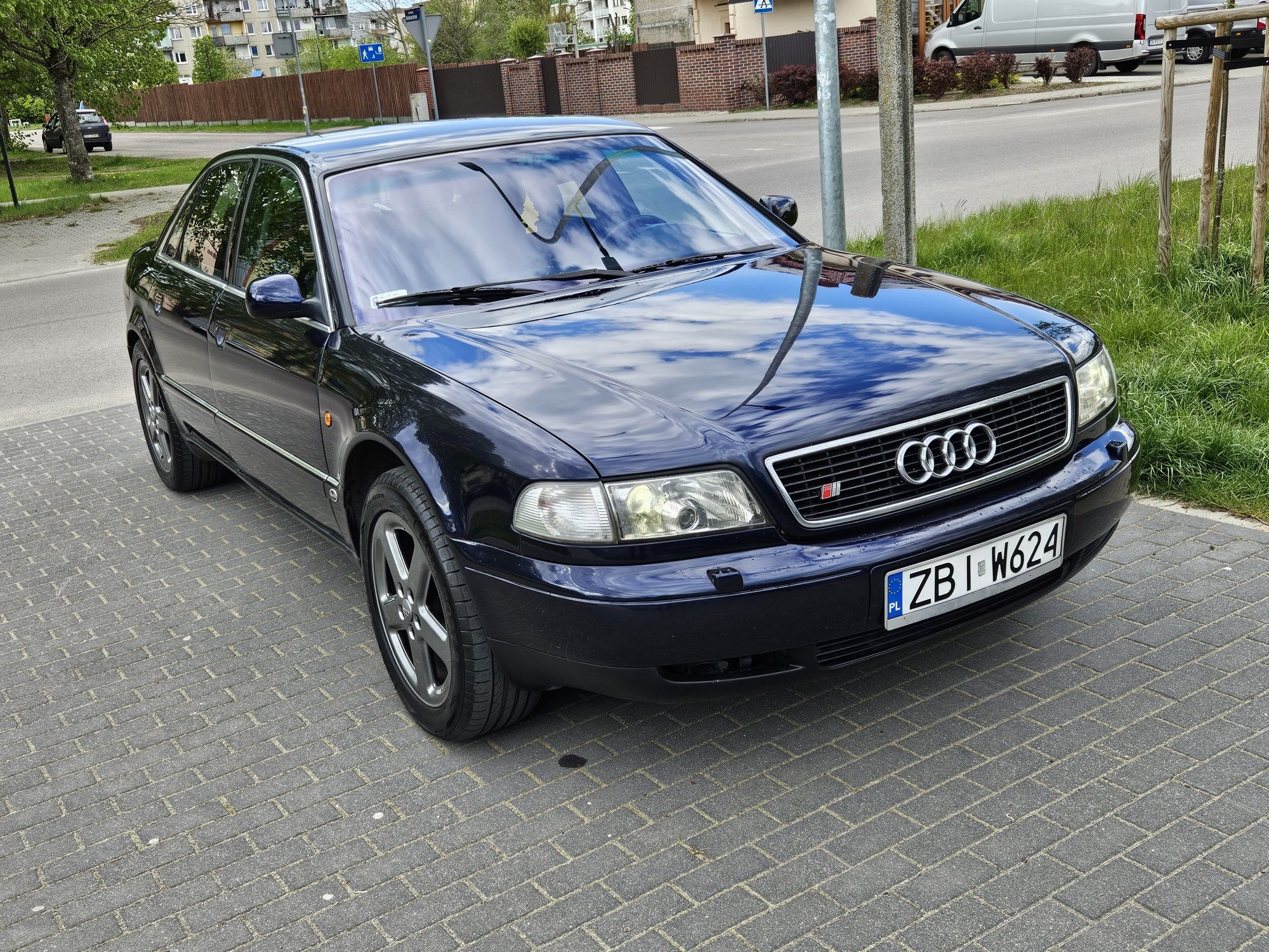 Audi a8 2.8 +gaz