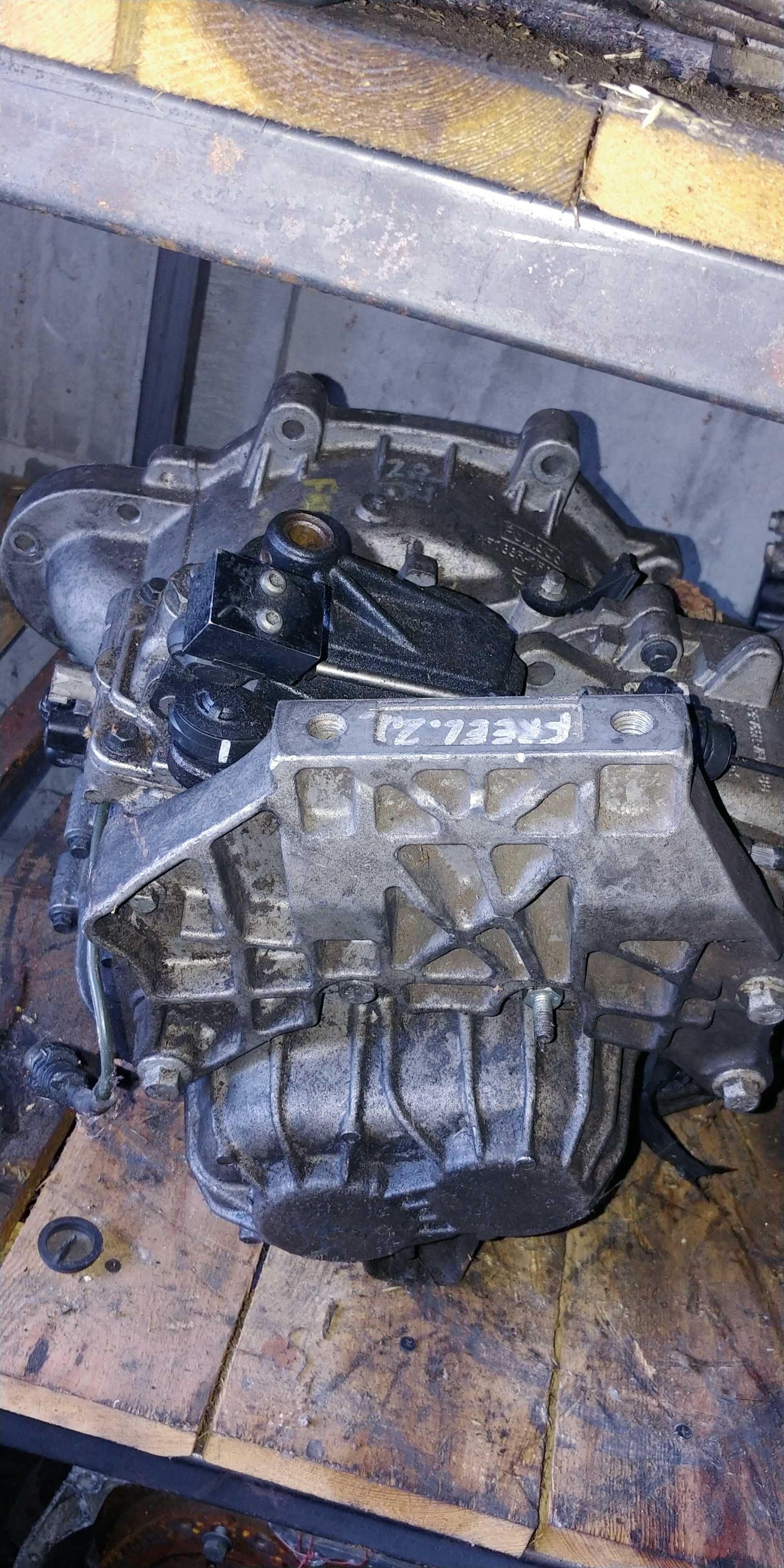 Freelander II 2,2 TD manualna skrzynia biegów 7G9R7002HG