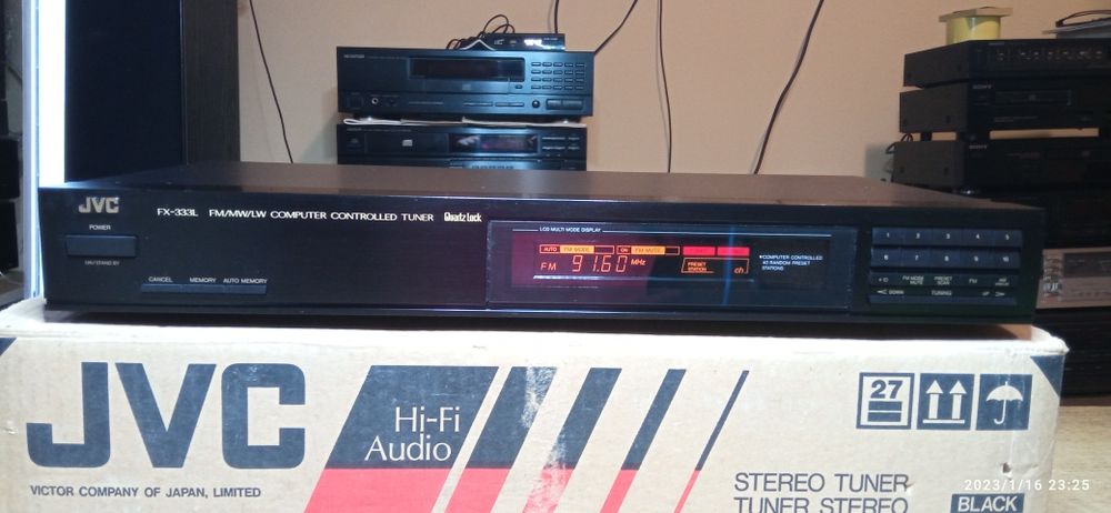 Tuner stereo JVC FX-333L