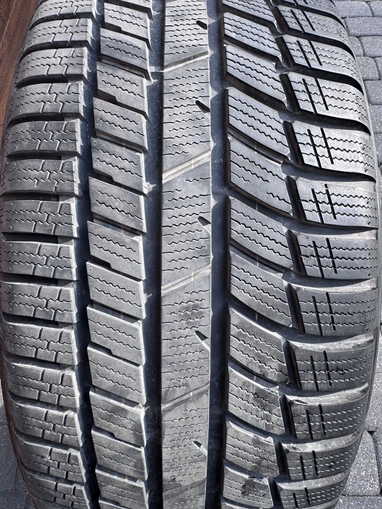 Komplet idealnych 4 opon zimowych TOYO 275/45 R20