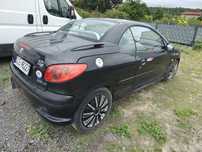 Peugeot 206 CC z 2005 roku. 2.0 benzyna 100 KW