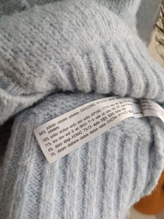 Кардиган з вовною