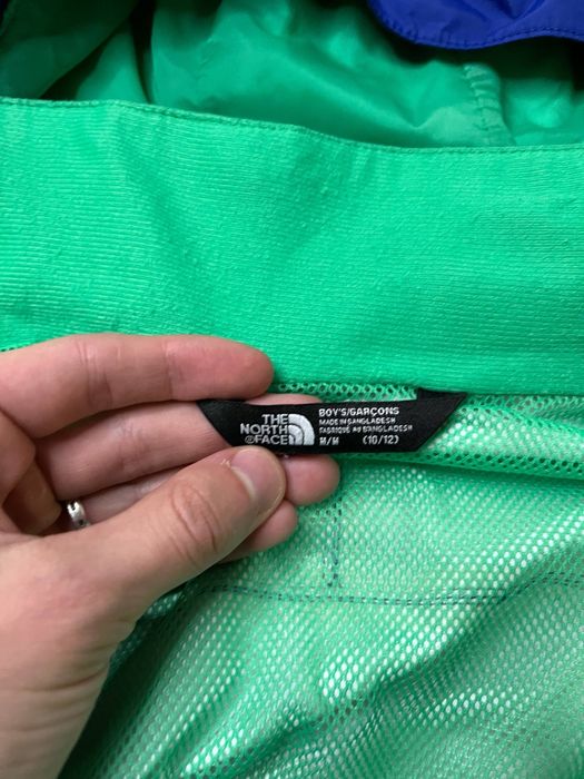 Якісна вітровка від The North Face DryVent