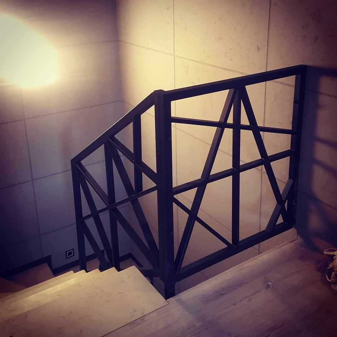 Barierka balustrada schody stalowe konstrukcja balkon
