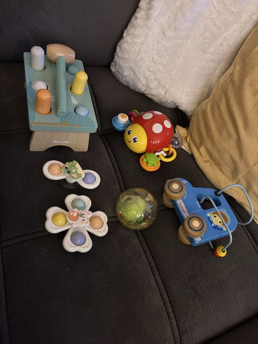 Zestaw zabawek dla niemowlaka