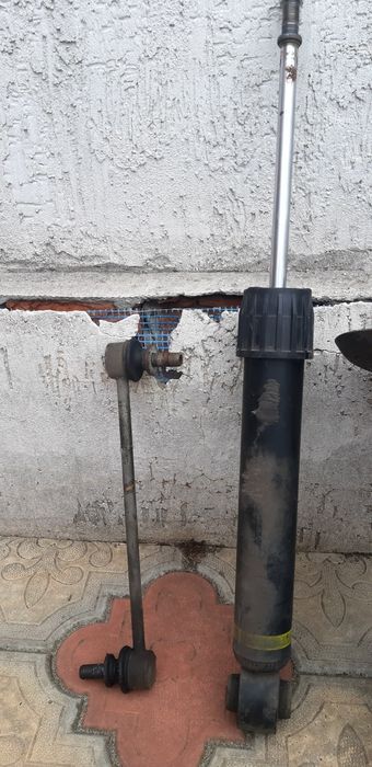 Продам стойки тойота камри гибрид