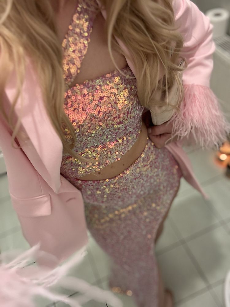 Maxi wesele różowa just unique xxs/xs barbie wycięcia cekinowa