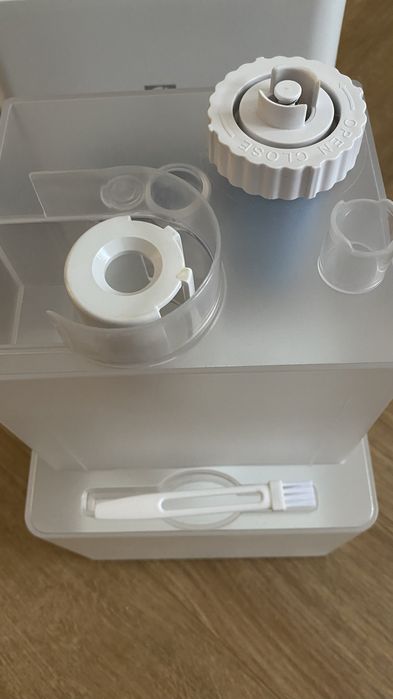 Зволожувач повітря Electrolux EHU-3715D