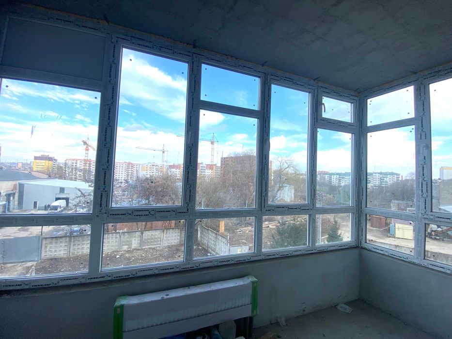 Продаж шикарної 3-ьох кімн квартири на Виставці. Рауш  VS ID: 35616