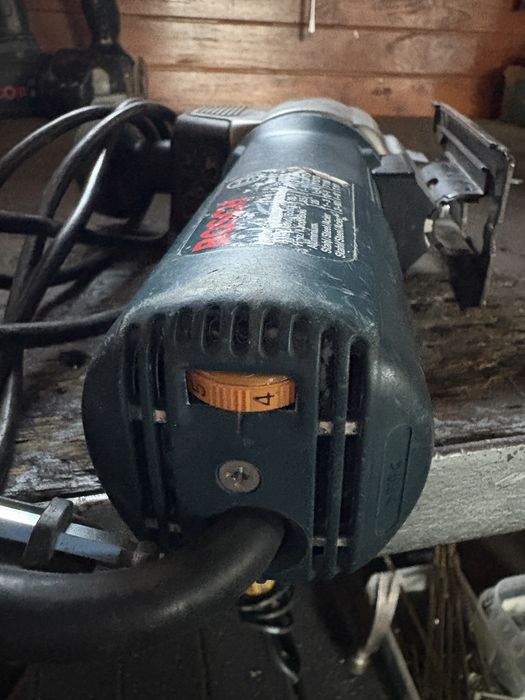 Wyżynarka Bosch GST 85 PE regulacja obrotów