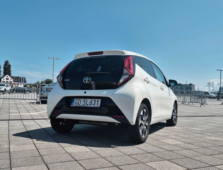 Toyota Aygo 1.0 Automat 2018r 60 000 km Salon Polska - Faktura VAT 23%