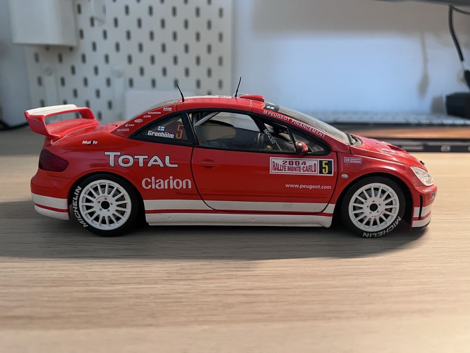 Model Peugot 307 wrc 2004 monte carlo 1:18 solido