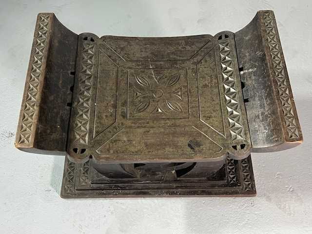 Taboret Tron ASHANTI