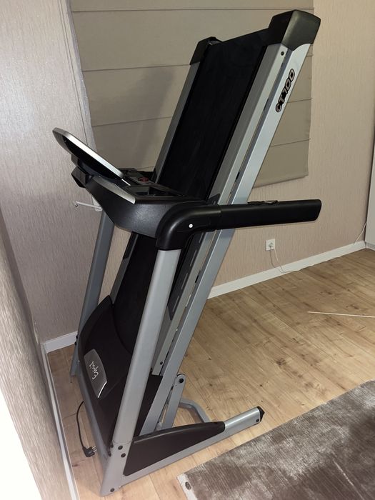 Професійна Бігова доріжка Esprit ct100