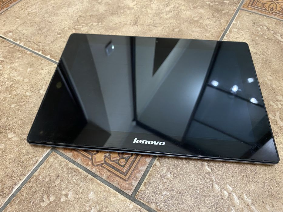 Lenovo IdeaTab s6000 f