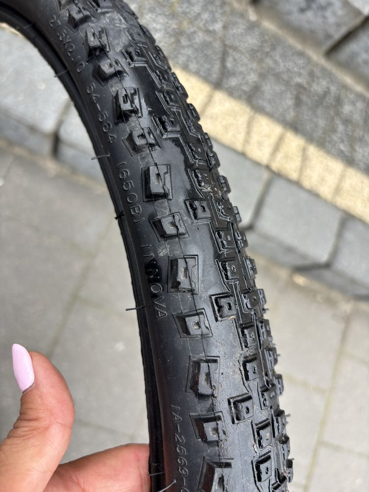 Demontaz uzywana opona rowerowa KLS Attack 27.5x 2.1