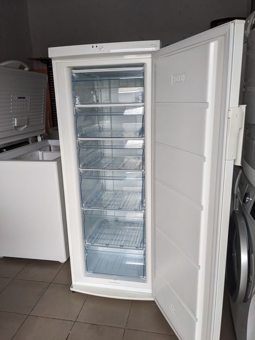 Морозильна камера AEG 155/60/60 см Б/В