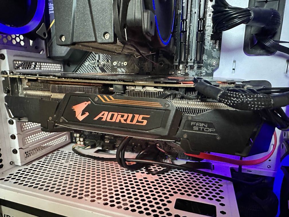 Gigabyte 1080ti auros 11gb