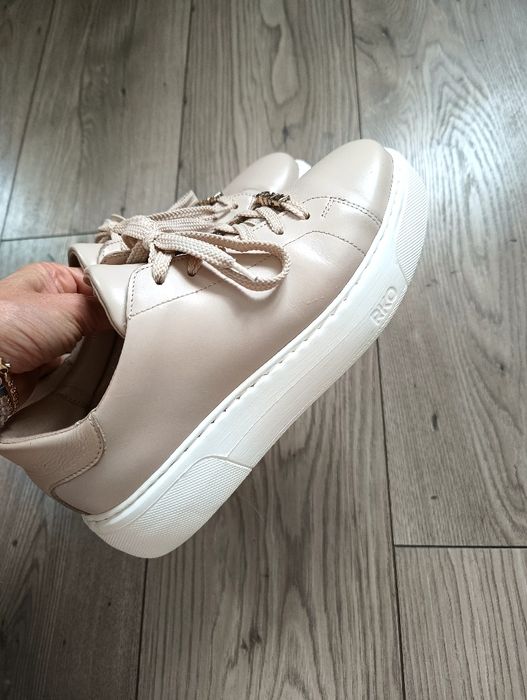 Buty beżowe skórzane Ryłko 37 sneakersy