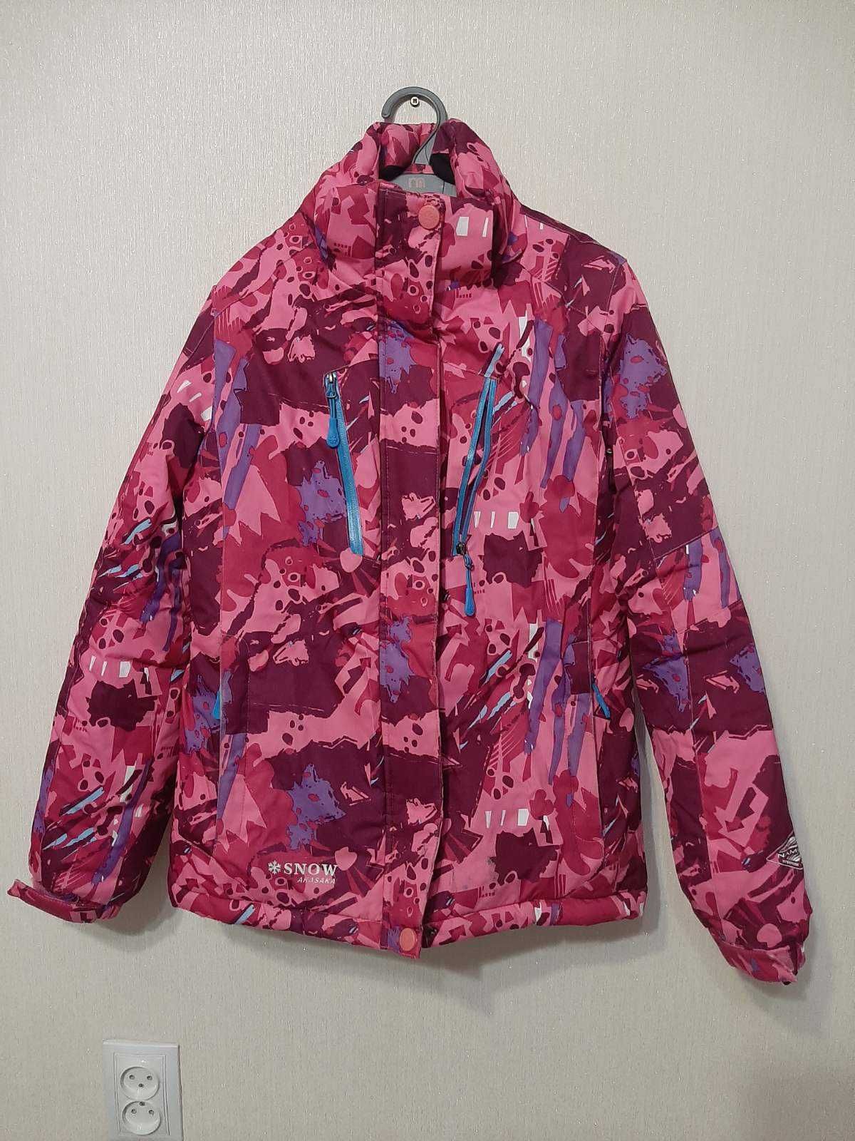 Термокуртка для дівчинки 10-11 років.