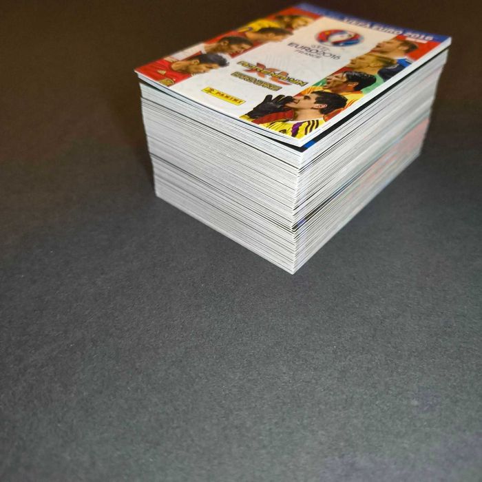100 Cartas Panini Road To Euro 2016 Diferentes - Portes Incluídos