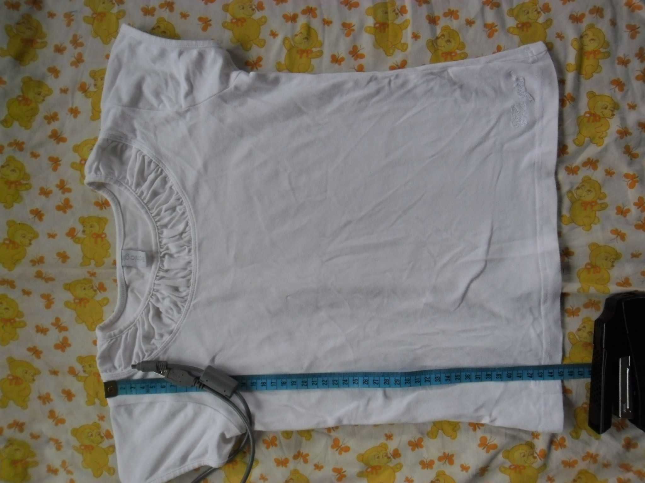 biała bluzka z krótkim rękawem 134 lub 140, T-shirt biały