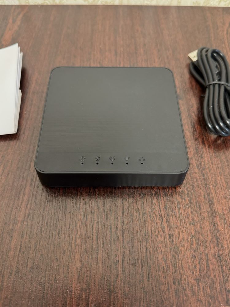 Міні-роутер 4G LTE з Wi-Fi до 300 Мбіт/с - Smarti СРЕЗ01B