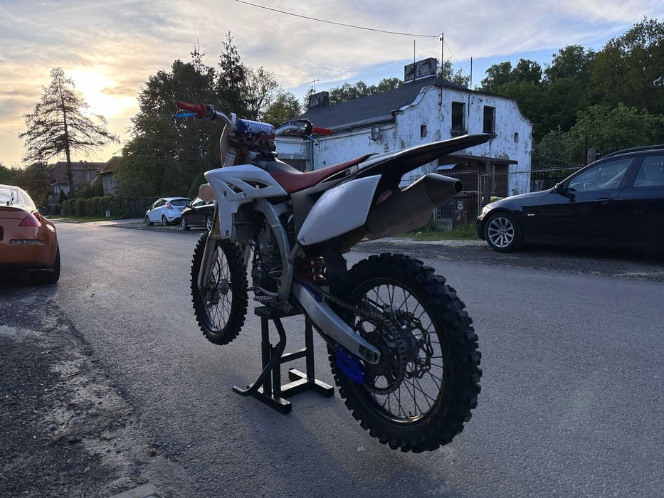 YAMAHA YZF 250 11r