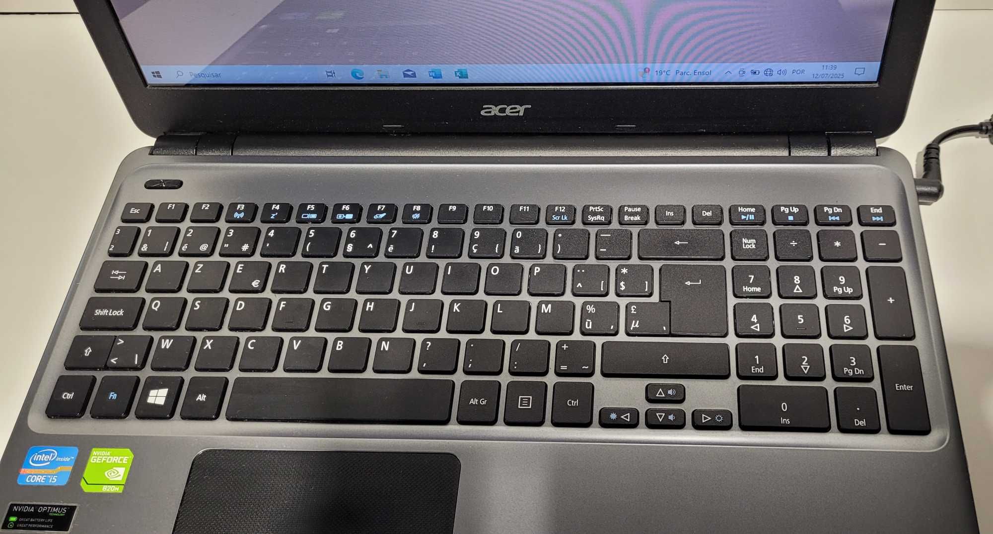 Acer Aspire i5-3337U GeForce 820M - Portátil Laptop Notebook