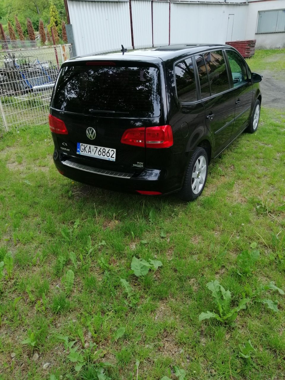 Volkswagen touran, salon Polska