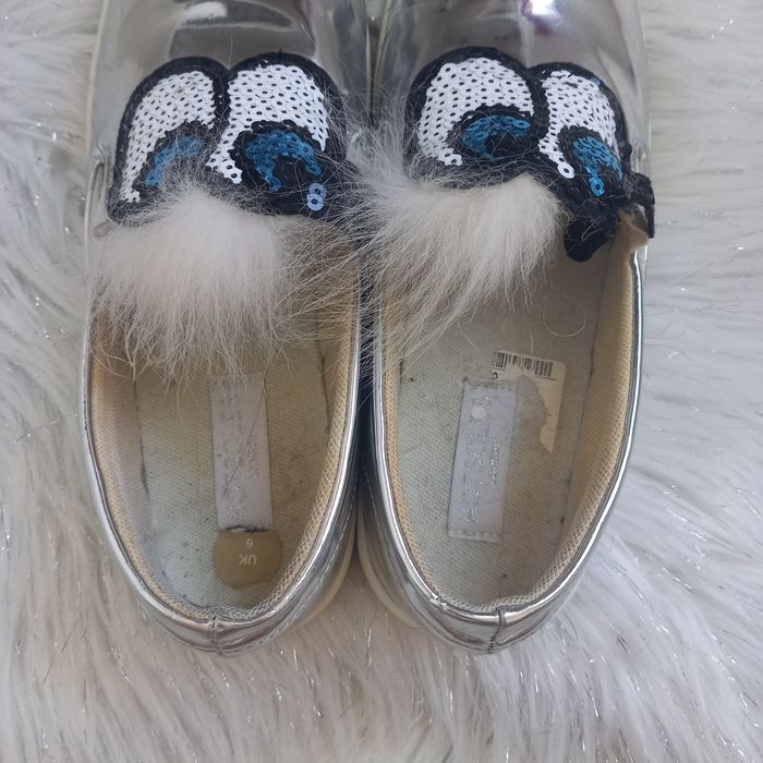 Buty srebrne błyszczące lustrzane cekinowe oczy 39 płaskie półbuty
