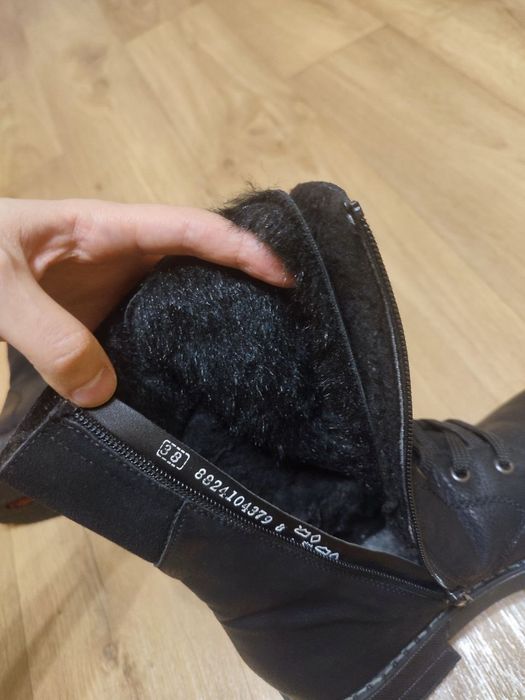 Зимові жіночі черевики Rieker 72048-01 38 24.8