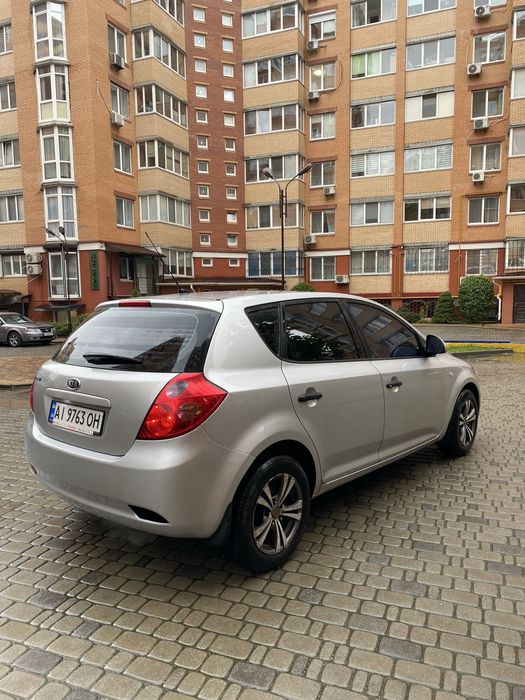 Кіа сид 1,4 газ-бензин