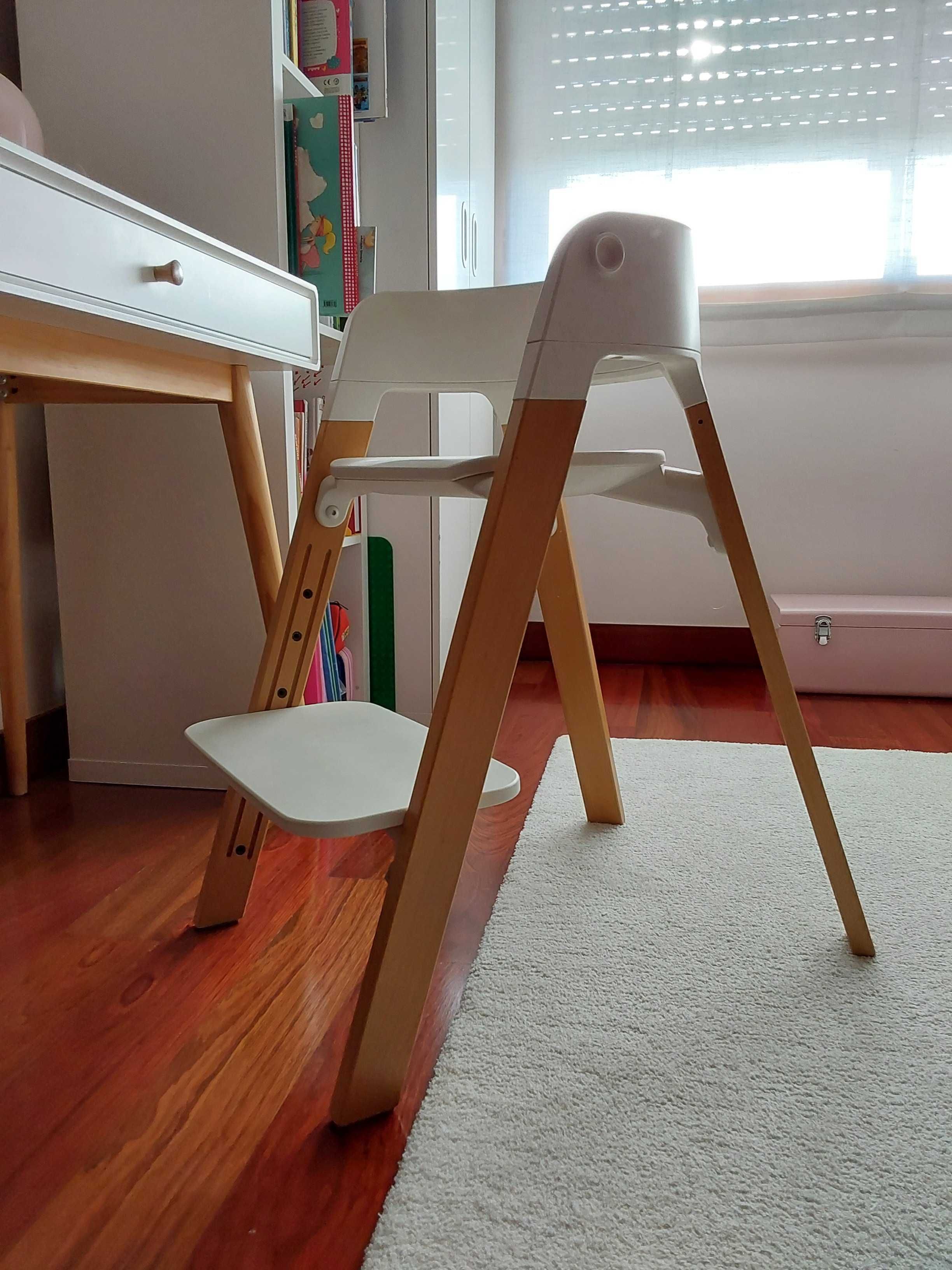 Stokke Steps - Cadeira alta modular de bebé / criança até aos 10 anos