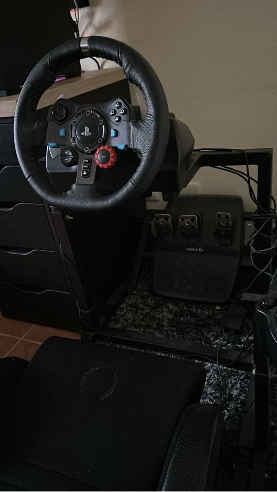 Cockpit com volante