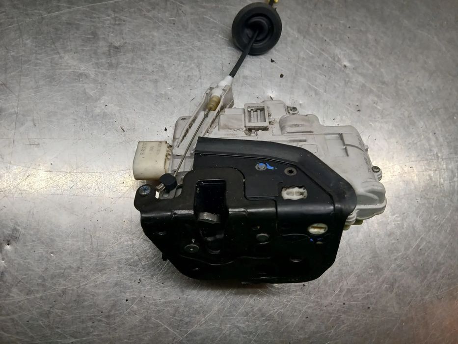 Fechadura / fecho porta trás direito AUDI A6 Avant (4F5, C6)