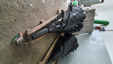 Rozwiertak z krętlikiem Fi 250 Ditch Witch Vermeer Fluted Reamer