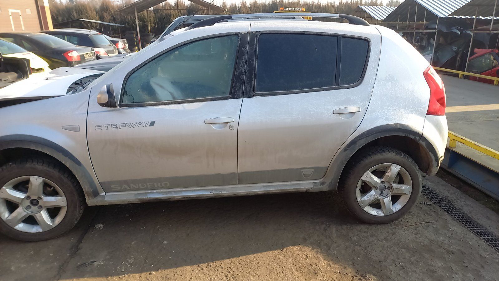Dacia Sandero Stepway 1.5 08-11r двері дверки