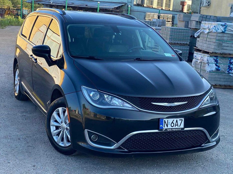 Chrysler Pacifica 2017