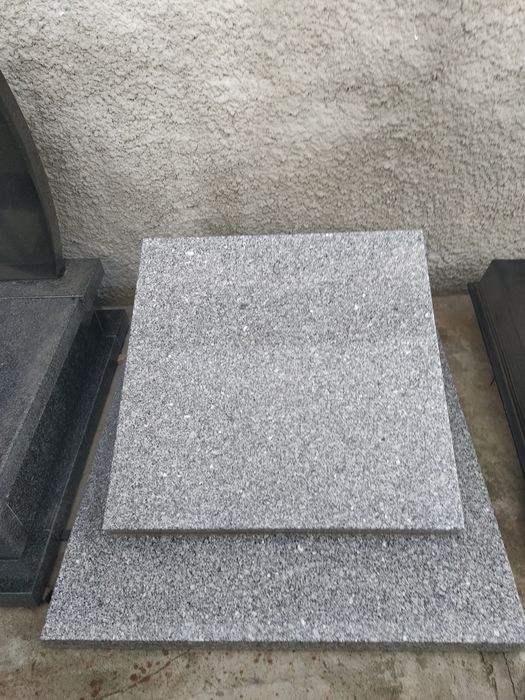 Nagrobki Granitowe Z MONTAŻEM