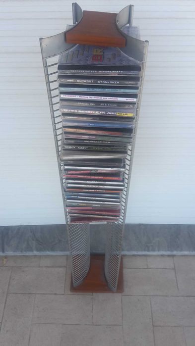 3 ARQUIVOS 30 CEDÊS MÓVEL. De Pousar No Chão. Anúncio Com 8 FOTOS.